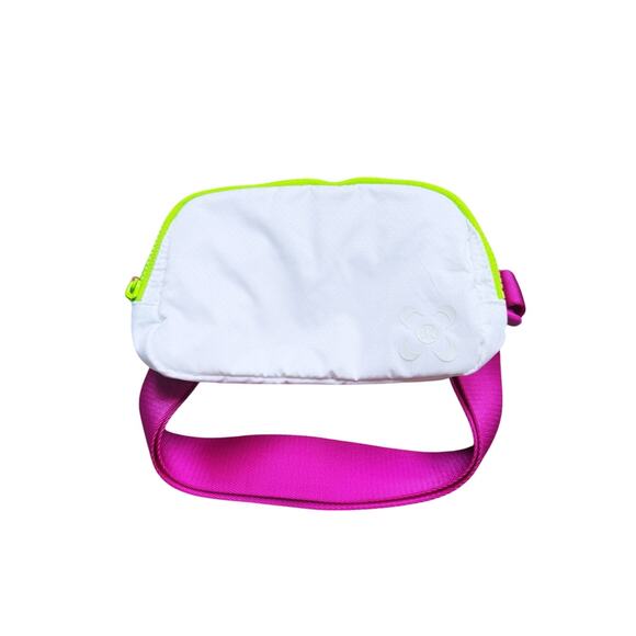 Lululemon Seawheeze 2021 Everywhere Belt Bag White Fuchsia Neon Green RARE COLOR - Picture 2 of 8